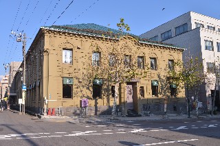第6号旧北海道銀行本店(小樽バインほか)