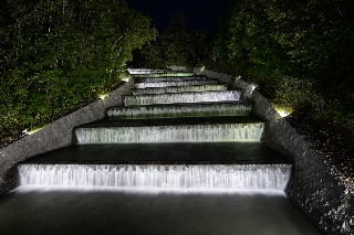 奥沢水源地(ライトアップ)