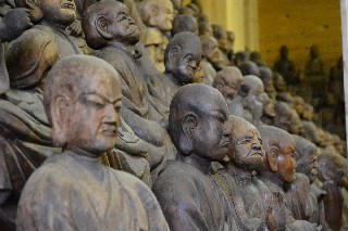 宗圓寺(木造五百羅漢像)
