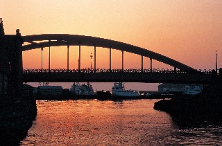 小樽運河(夜・旭橋)