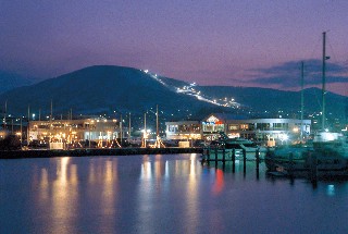 小樽港(夜)